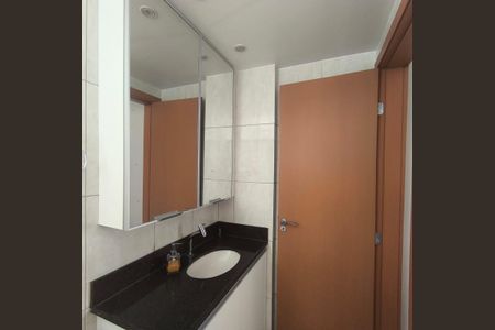 Apartamento à venda com 60m², 2 quartos e 2 vagas Apartamento à venda com 60m², 2 quartos e 2 vagasBanheiro