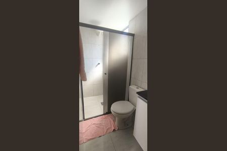 Apartamento à venda com 60m², 2 quartos e 2 vagas Apartamento à venda com 60m², 2 quartos e 2 vagasBanheiro