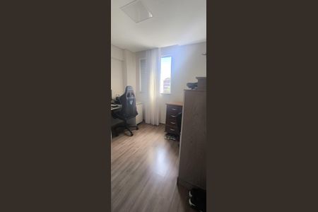 Apartamento à venda com 60m², 2 quartos e 2 vagas Apartamento à venda com 60m², 2 quartos e 2 vagasQuarto