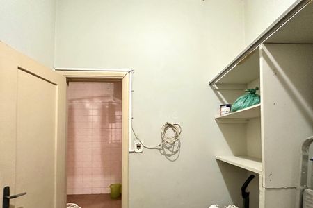 Apartamento à venda com 132m², 3 quartos e sem vaga Apartamento à venda com 132m², 3 quartos e sem vagaBanheiro de Serviço