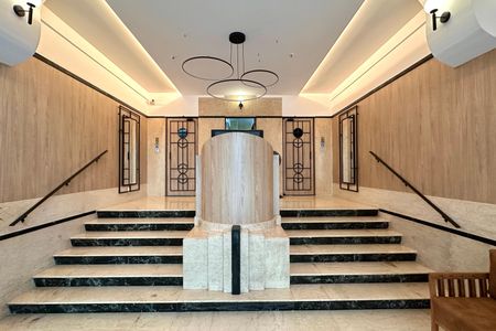 Apartamento à venda com 132m², 3 quartos e sem vaga Apartamento à venda com 132m², 3 quartos e sem vagaHall de Entrada