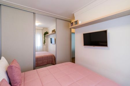 Apartamento à venda com 72m², 2 quartos e 2 vagasSuíte