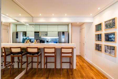 Sala de apartamento à venda com 2 quartos, 72m² em Vila Andrade, São Paulo