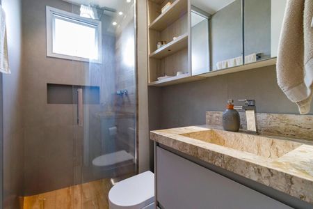 Apartamento à venda com 72m², 2 quartos e 2 vagasBanheiro da Suíte 