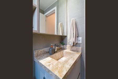 Apartamento à venda com 72m², 2 quartos e 2 vagasBanheiro da Suíte 