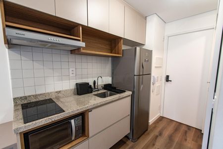 Studio para alugar com 19m², 1 quarto e 1 vaga Studio para alugar com 19m², 1 quarto e 1 vagaCozinha