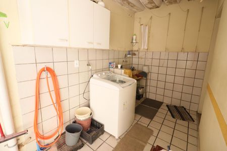 Casa à venda com 220m², 3 quartos e 3 vagasÁrea de Serviço