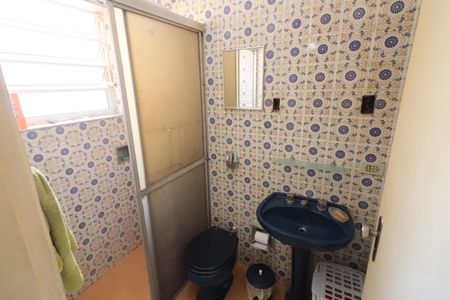 Casa à venda com 220m², 3 quartos e 3 vagasBanheiro Social