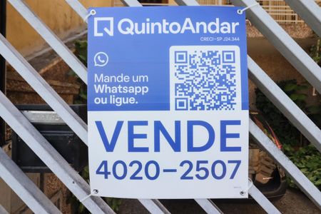 Casa à venda com 220m², 3 quartos e 3 vagasPlaca