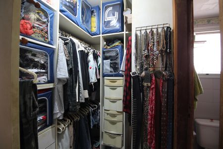 Apartamento à venda com 71m², 2 quartos e 1 vagaCloset