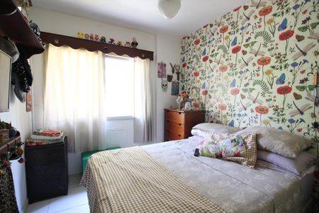 Apartamento à venda com 71m², 2 quartos e 1 vagaQuarto 2