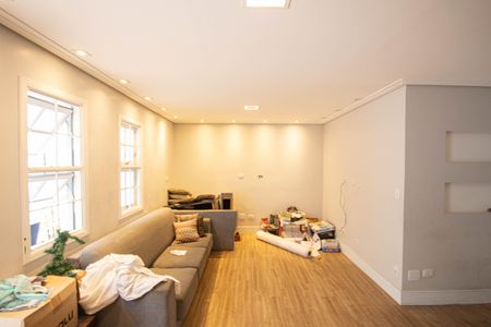 Sala de casa de condomínio à venda com 3 quartos, 183m² em Vila Isolina Mazzei, São Paulo