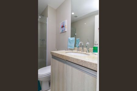 Apartamento à venda com 75m², 2 quartos e 1 vagaBanheiro da Suíte