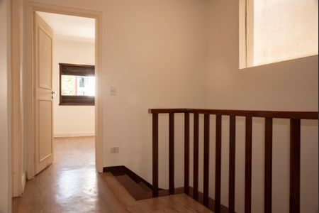 Casa à venda com 175m², 3 quartos e 3 vagasCorredor