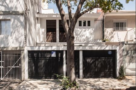 Casa à venda com 175m², 3 quartos e 3 vagasFachada