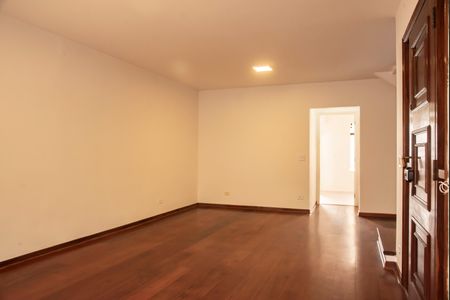 Casa à venda com 175m², 3 quartos e 3 vagasSala