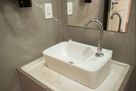 Casa à venda com 175m², 3 quartos e 3 vagasBanheiro da Suíte