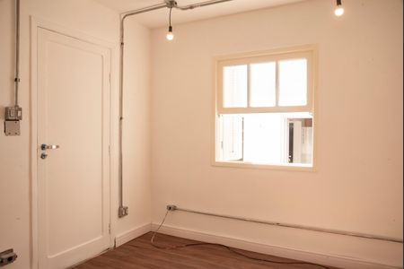 Casa à venda com 175m², 3 quartos e 3 vagasQuarto de Serviço