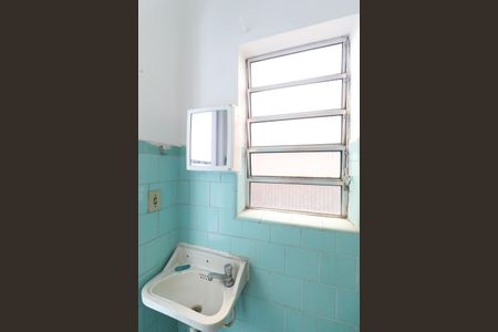 Casa para alugar com 43m², 1 quarto e sem vaga Casa para alugar com 43m², 1 quarto e sem vagaBanheiro