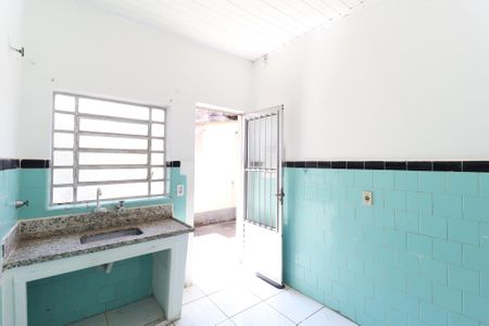 Casa para alugar com 43m², 1 quarto e sem vaga Casa para alugar com 43m², 1 quarto e sem vagaSala/Cozinha