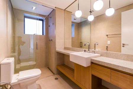 Apartamento à venda com 142m², 3 quartos e 2 vagasBanheiro da Suíte 2