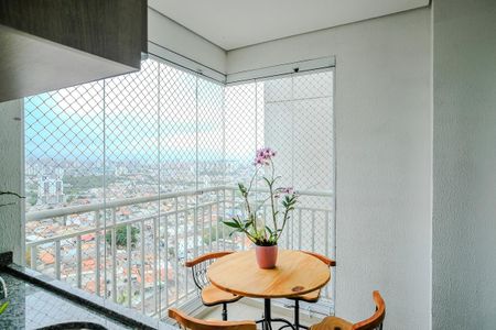 Apartamento à venda com 65m², 3 quartos e 2 vagasVaranda