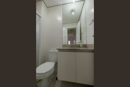 Studio para alugar com 50m², 1 quarto e 1 vaga Studio para alugar com 50m², 1 quarto e 1 vagaBanheiro