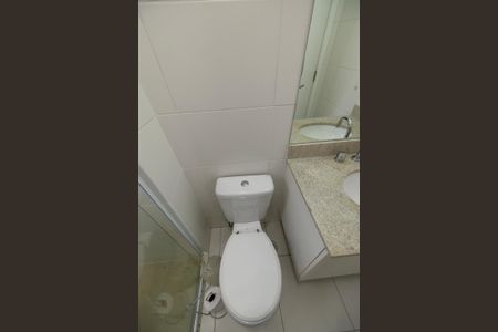 Studio para alugar com 50m², 1 quarto e 1 vaga Studio para alugar com 50m², 1 quarto e 1 vagaBanheiro