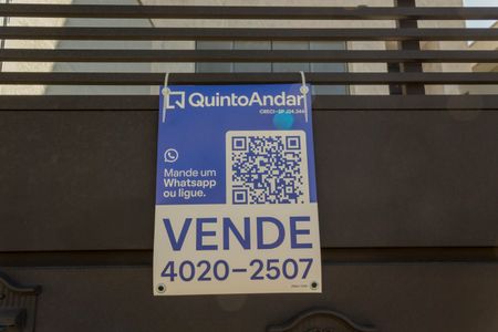 Casa à venda com 217m², 3 quartos e 5 vagasPlaquinha