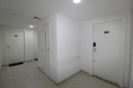 Apartamento à venda com 56m², 2 quartos e 1 vagaCorredor