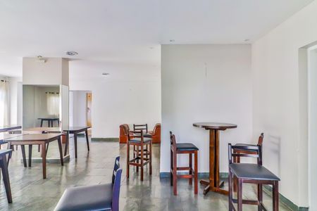 Apartamento à venda com 88m², 3 quartos e 2 vagas Apartamento à venda com 88m², 3 quartos e 2 vagasÁrea comum - Salão de festas