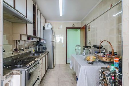 Apartamento à venda com 88m², 3 quartos e 2 vagas Apartamento à venda com 88m², 3 quartos e 2 vagasCozinha e Área de Serviço