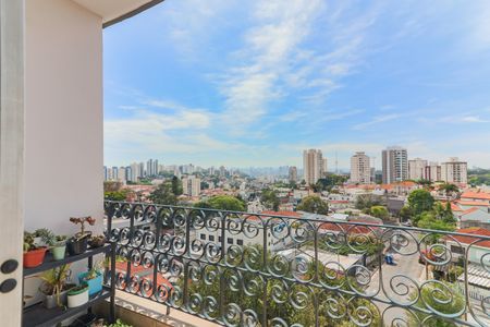 Apartamento à venda com 88m², 3 quartos e 2 vagas Apartamento à venda com 88m², 3 quartos e 2 vagasVaranda
