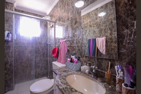 Apartamento à venda com 74m², 3 quartos e 1 vaga Apartamento à venda com 74m², 3 quartos e 1 vagaBanheiro da Suíte