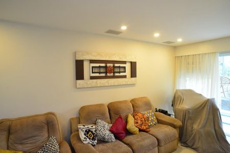 Apartamento para alugar com 130m², 3 quartos e 2 vagasSala