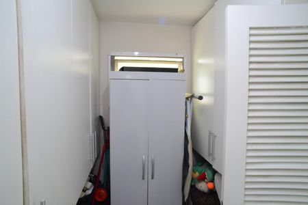Apartamento para alugar com 130m², 3 quartos e 2 vagasQuarto de Serviço