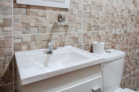 Casa à venda com 315m², 3 quartos e 2 vagasBanheiro da Área de Serviço