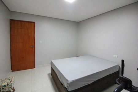 Casa à venda com 315m², 3 quartos e 2 vagasQuarto 2