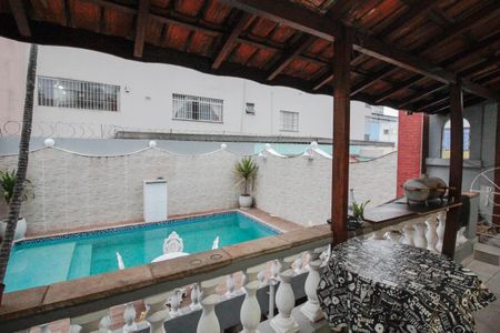Casa à venda com 315m², 3 quartos e 2 vagasVaranda