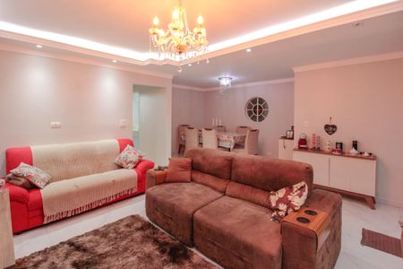 Casa à venda com 315m², 3 quartos e 2 vagasSala