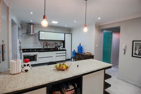 Casa à venda com 315m², 3 quartos e 2 vagasCozinha