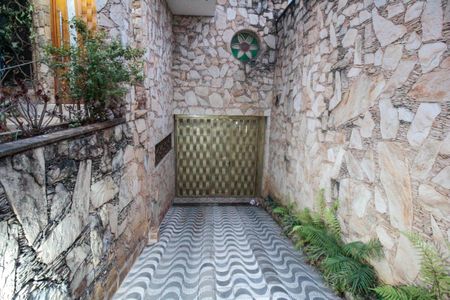 Casa à venda com 315m², 3 quartos e 2 vagasEntrada