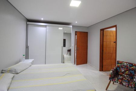 Casa à venda com 315m², 3 quartos e 2 vagasSuíte