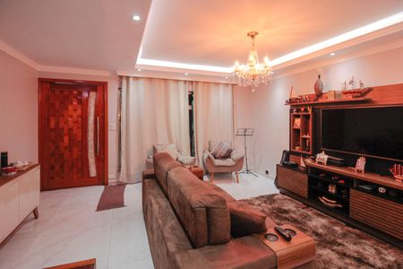 Casa à venda com 315m², 3 quartos e 2 vagasSala