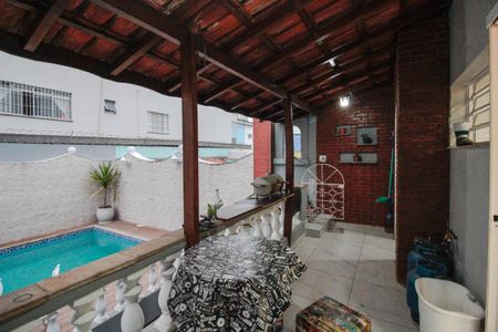 Casa à venda com 315m², 3 quartos e 2 vagasVaranda