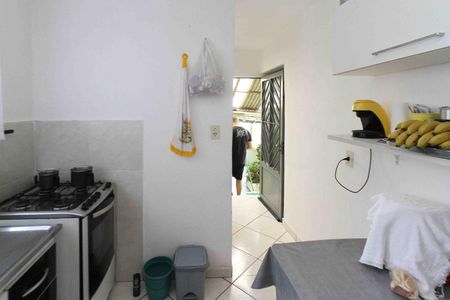 Casa à venda com 230m², 2 quartos e 2 vagasCozinha casa 2