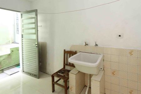 Casa à venda com 230m², 2 quartos e 2 vagasÁrea de Serviço