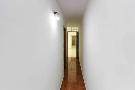 Casa à venda com 230m², 2 quartos e 2 vagasCorredor