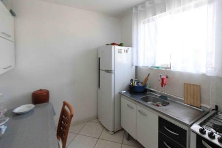 Casa à venda com 230m², 2 quartos e 2 vagasCozinha casa 02