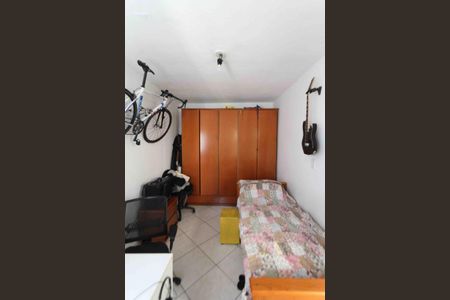 Casa à venda com 230m², 2 quartos e 2 vagasQuarto casa 2